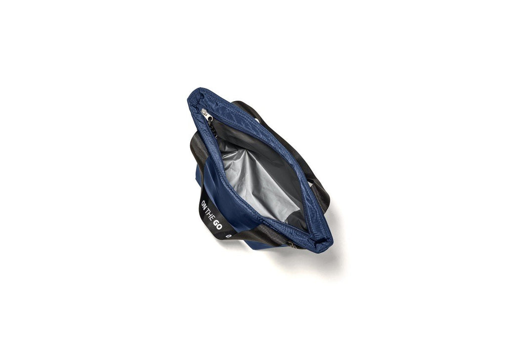 Taska stærri On The Go - Dark Blue