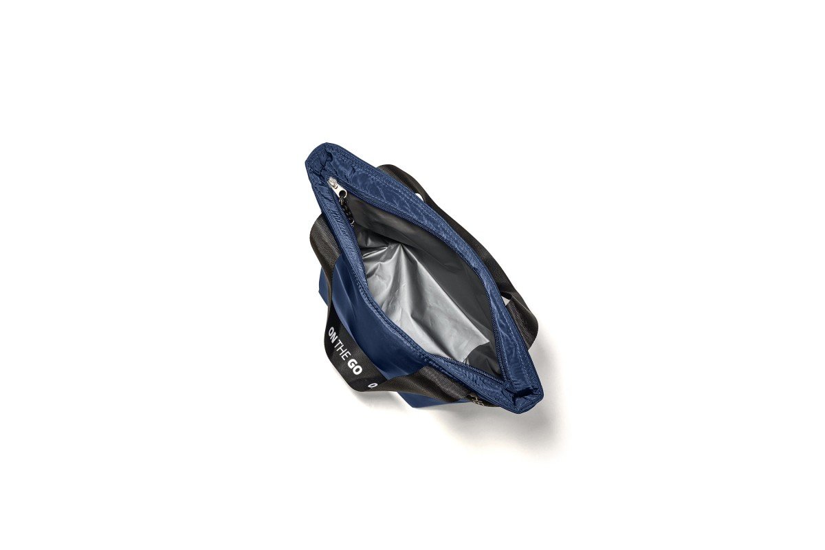 Taska stærri On The Go - Dark Blue