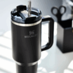 Stanley Quencher – 1,18L Black + FRÍTT FLIP LOK - Image 2