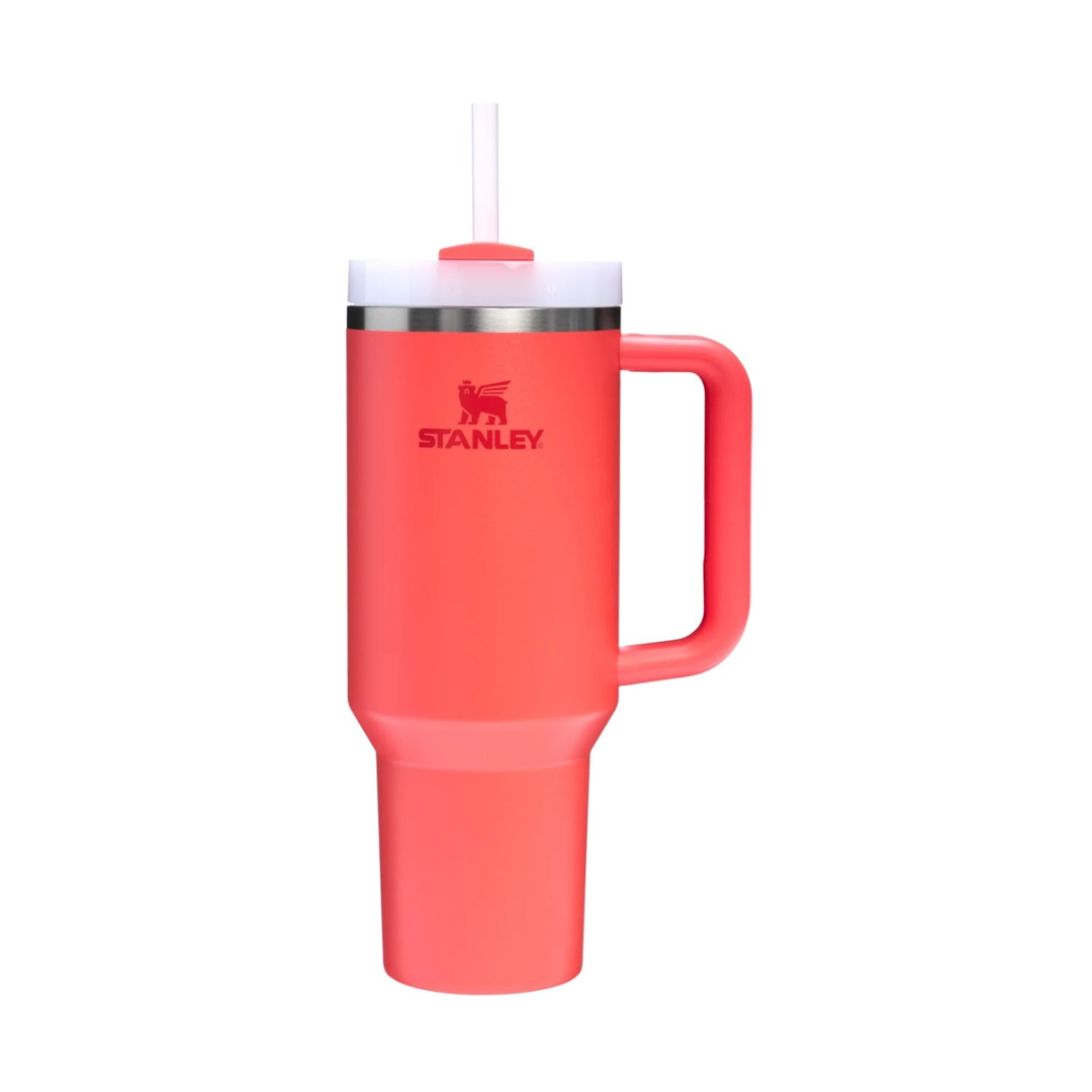 A1 - 2025-09-09T133400.161 Stanley Quencher – 1,18L Hot Coral + FRÍTT FLIP LOK - Image 1